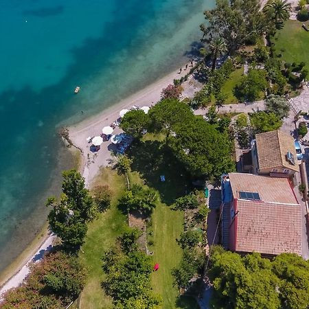 Palmyra Beachfront Studios Nydri  Bagian luar foto